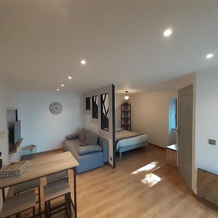 Studio Le Menascle Saint-Georges-de-Luzençon 외부 사진