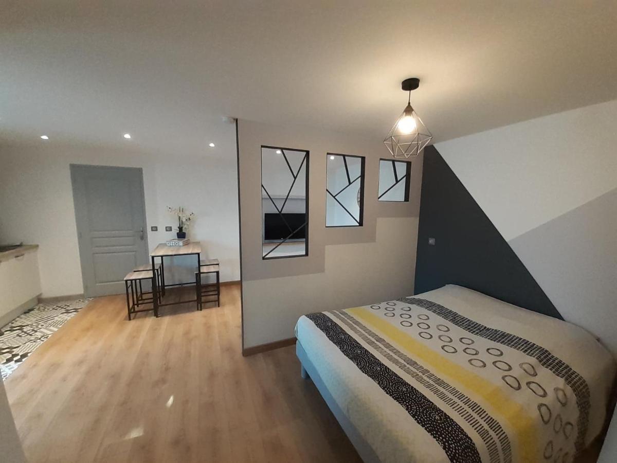 Studio Le Menascle Saint-Georges-de-Luzençon 외부 사진